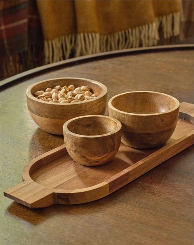 Wooden serveware